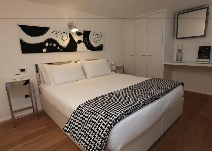 Lhp Piazza Del Popolo Apartment