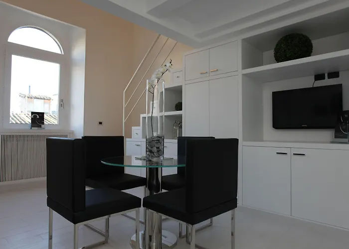 Lhp Piazza Del Popolo Apartment